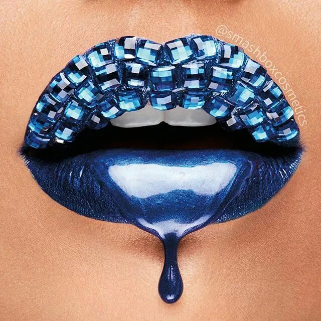Морозные губы. Необычный макияж губ. красивые губы. красивый макияж губ. цветные губы.