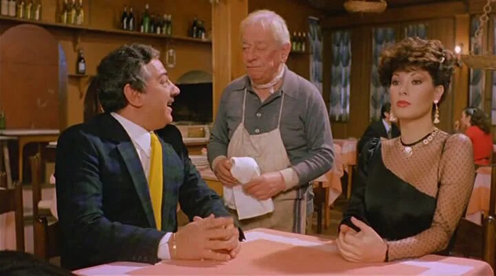 L'amante in citta. L'amante in citta. La moglie in vacanza. La moglie in vacanza. я фотогеничен фильм 1980.