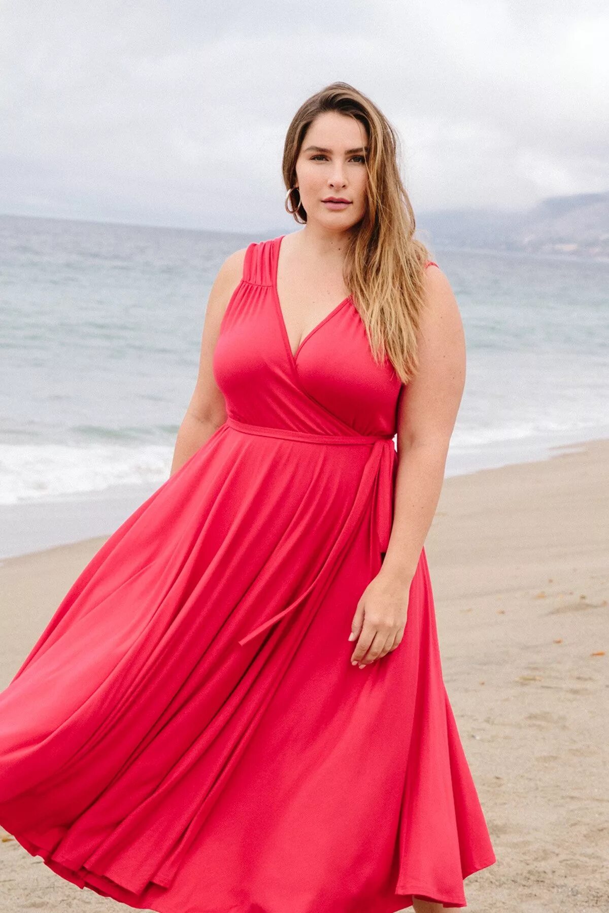 Платья для девушек с животиком. Рейчел plus size. платья для полных девушек. платья для полненьких девушек. красивые платья для полных женщин.