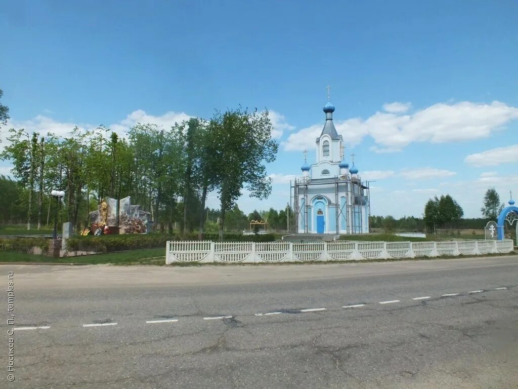 д соловьево кардымовский район. погода соловьево смоленская область кардымовский. кардымово храм. памятник погибшим в вов финеево. поле памяти в деревне соловьево.