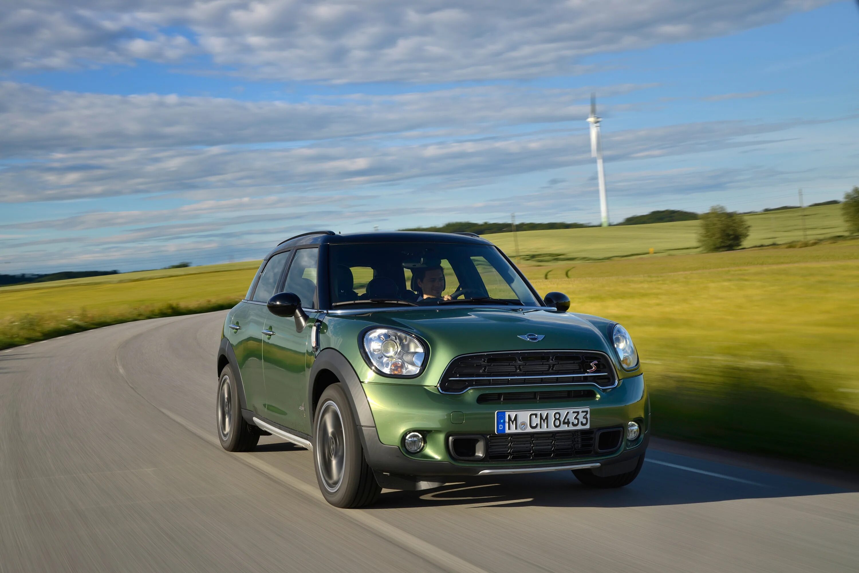 Ch cooper. Мини Купер Кантримен. Мини Купер Кантримен зеленый. Mini Cooper Countryman зеленый. Mini Countryman 2015.