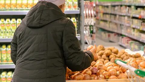В магазин 1600 кг овощей