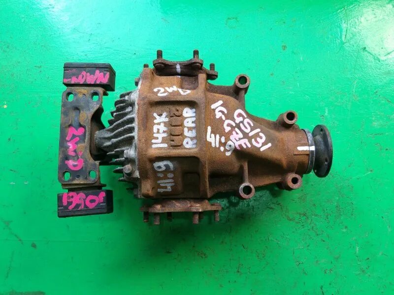 Задний редуктор тойота тундра 5. Редуктора toyota. Редуктора toyota. Передний редуктор hilux 2014. Редуктора toyota.