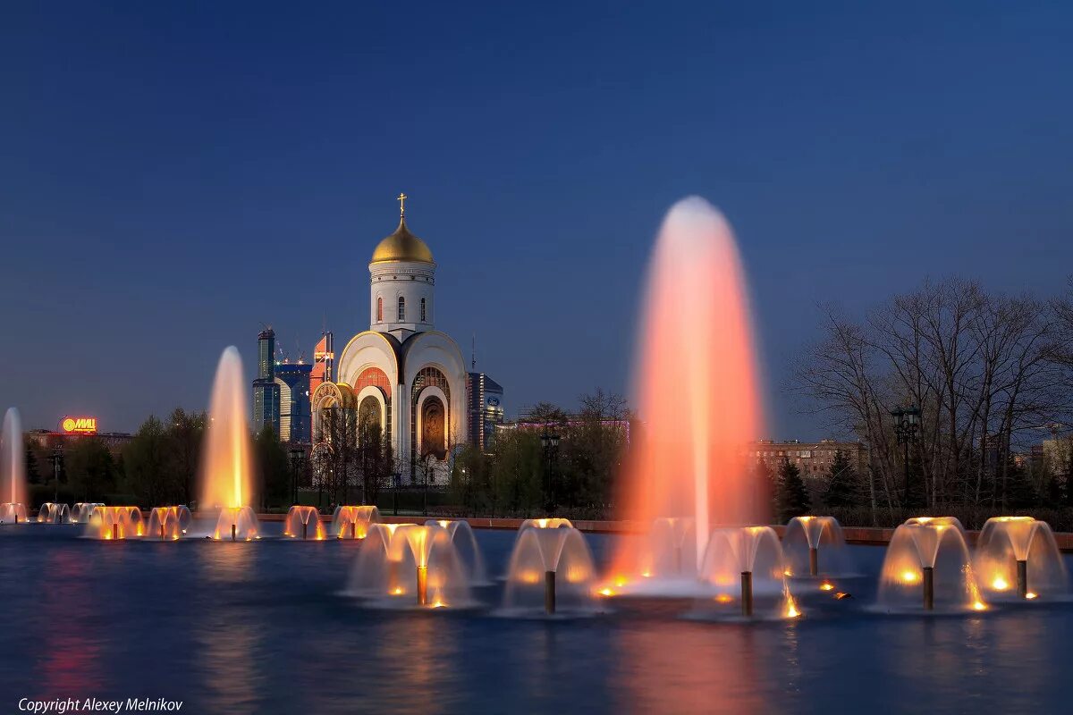 парки победы в москве. парки победы в москве. парки победы в москве. парк победы на поклонной горе. парк победы 2006 москва.