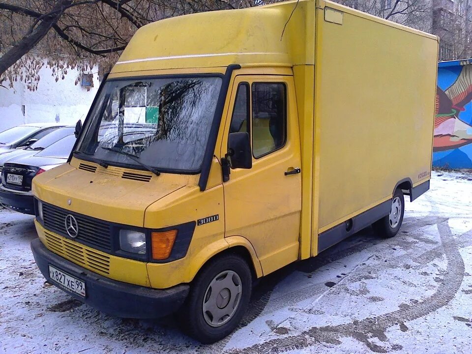 Мерс т1. Мерседес т1 210d. мерседес т1 почтовик. мерседес т1 -308. мерседес бенц т1 т2.