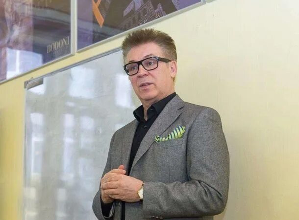 Владимир березин биография личная жизнь Живет в глуши: что стало с Владимиром Березиным на пенсии 7Дней.ру