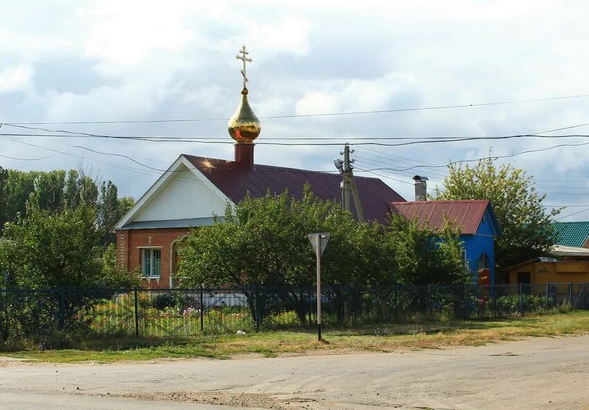 Хрящевка ставропольского района самарской области. Церковь Георгия Победоносца Тольятти. Храм в Хрящевке Самарской. Храм в Хрящёвке Тольятти. С.Хрящевка Ставропольского района.