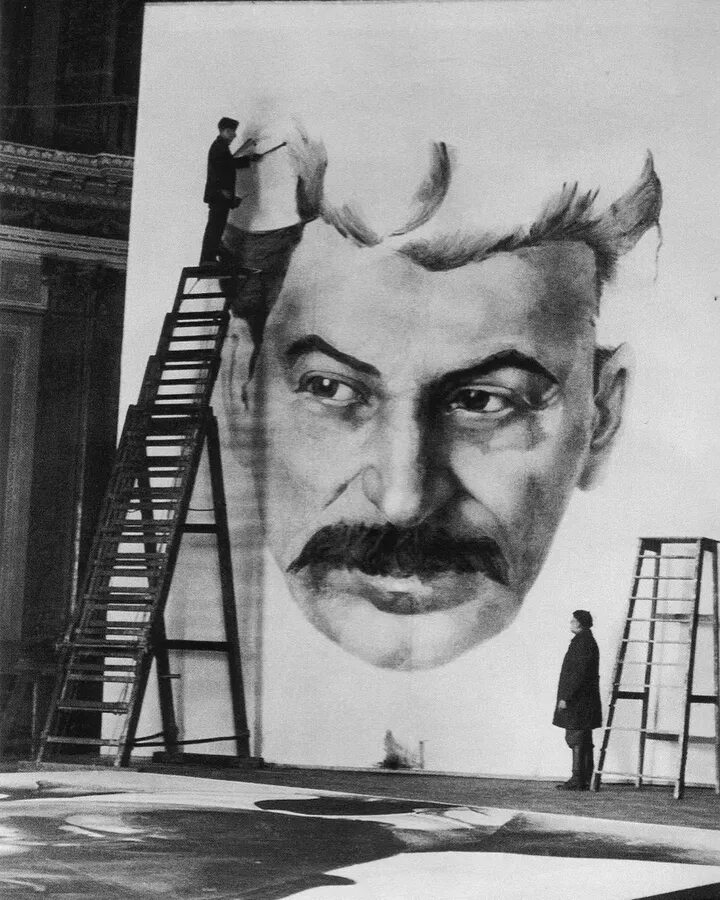 Родной город сталина 4. Сталин портрет 1934. Портрет Сталина 30-е годы. Портрет Сталина 1936 года. Портрет Сталина в 1924 году.