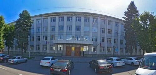Дом правительства нальчик. Здание правительства нальчик кбр. Герб города нальчик. Здание парламента кбр. Белый дом нальчик.
