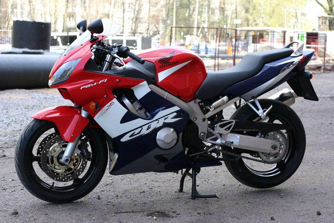 Honda cbr600f. Honda CBR 600 f4. Мотоцикл Honda CBR 600 f4. Хонда СБР 600 ф4 i.