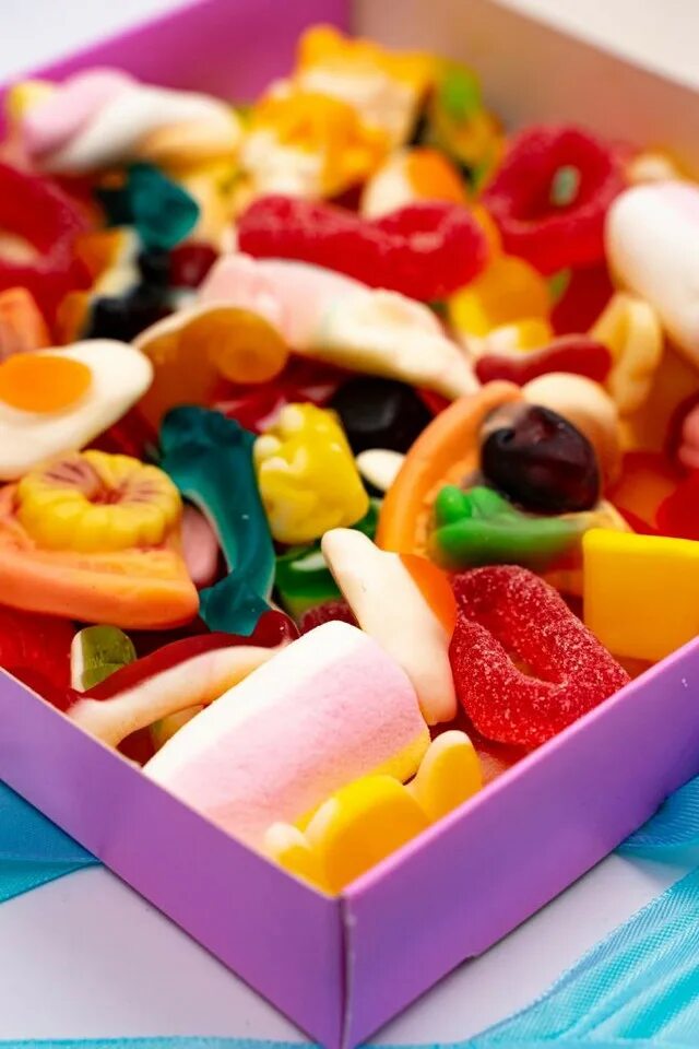 Красивые сладости. 9 вкусняшек. 9 вкусняшек. Сладости. Мармеладки разные.