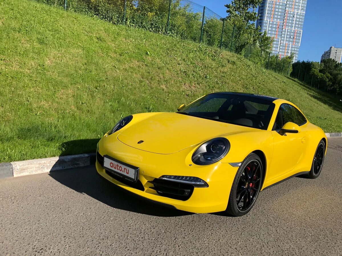 Porsche 911 yellow. Porsche 911 carrera красный. Porsche 911 991 targa. порше 911 голубой. порше 911 желтый.