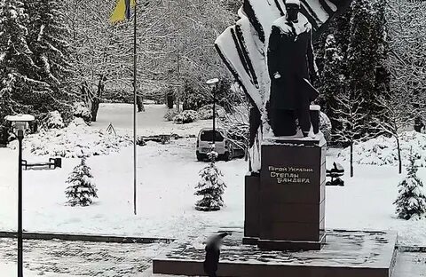 Памятник степана