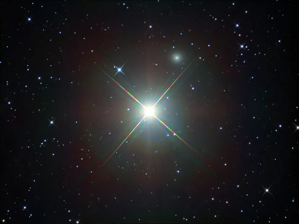 Омикрон Созвездие. Mirach звезда. Галактика NGC 404, которую называют призраком Мираха.. Звезда Мирак созвездия Андромеда.