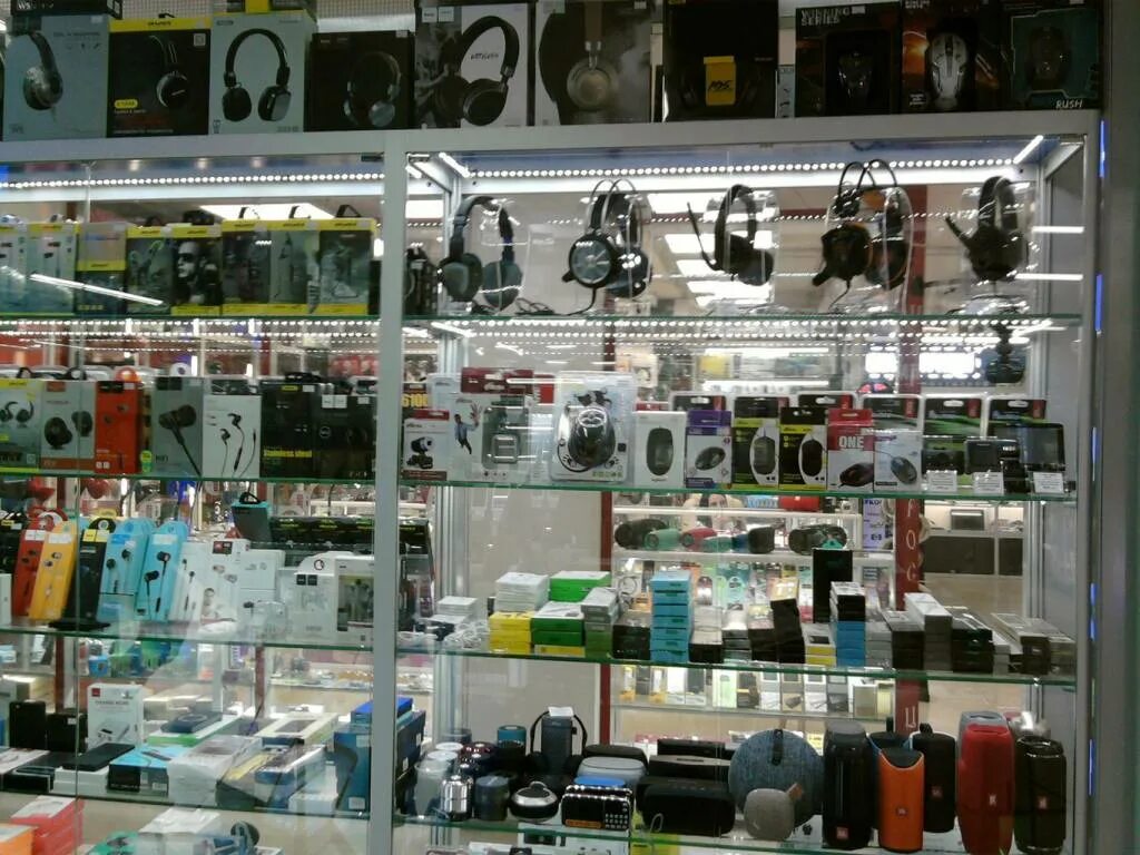 радиорынок в нижнем новгороде товары. герц радиорынок нижний новгород режим. радиорынок герц модуль 4. радиорынок герц 1 павильон. работа радиорынок нижний новгород.