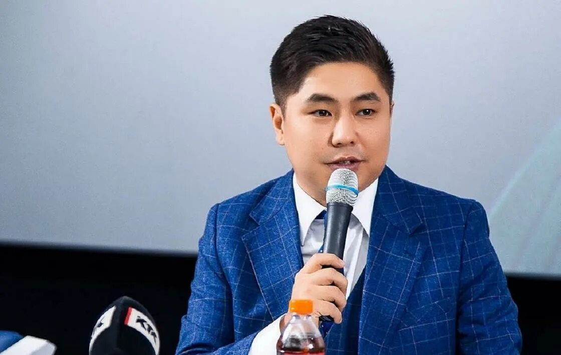 Нурлан адамбай. Нуртас адамбай казахский актёр. Нурлан адамбай. Нурлан адамбай. Мунарбек адамбаев.