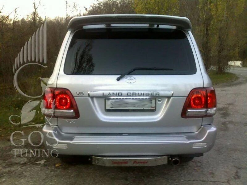 Задние фонари ленд крузер 100. Toyota land cruiser 100 спойлер. toyota land cruiser 100 оптика от 200. задние фонари tlc 100 стайл 200. ленд крузер 100 оптика под 200.
