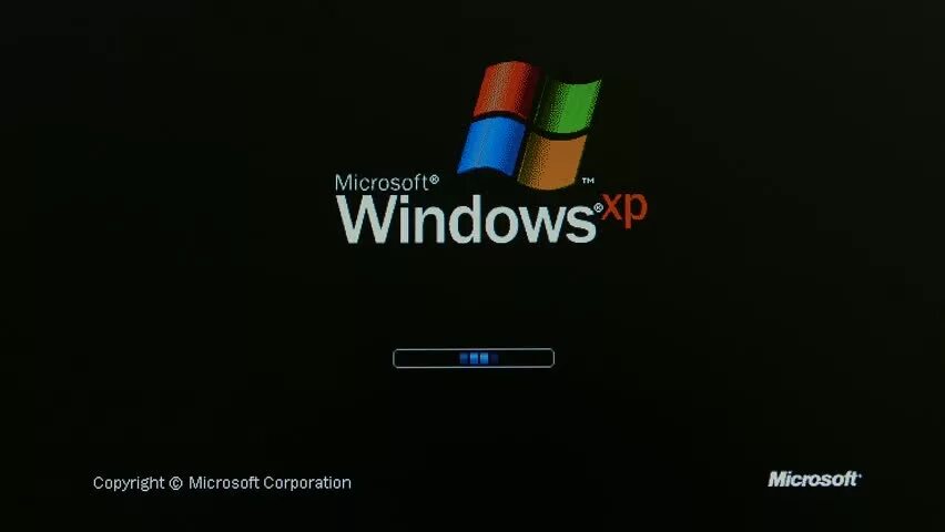 Load win. Загрузка виндовс. Загрузка Windows XP. Windows XP запуск. Запуск виндовс XP.