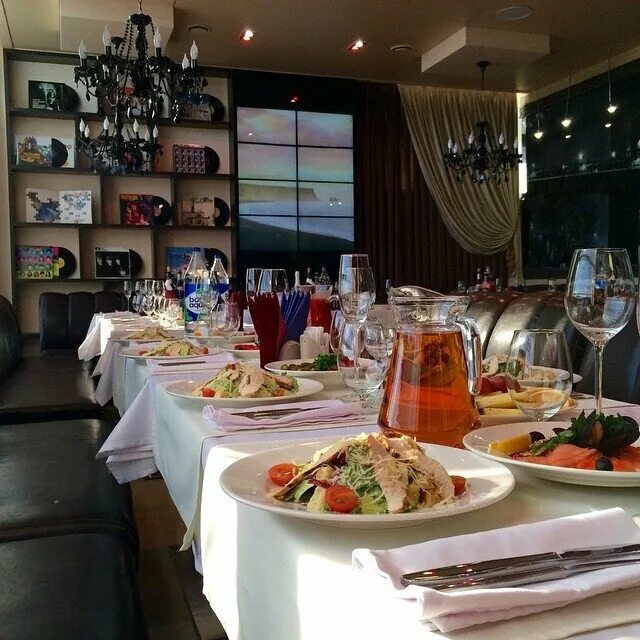 ресторан резеда казань гудованцева 17. дуслык казань ресторан брассерия. рестораны города казани. рестораны города казани. ресторан трактир казань.