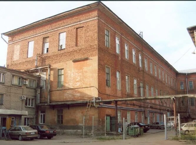 себеж пролетарская 37. псков комплекс зданий омского полка 1960 год. псков комплекс зданий омского полка. казармы омского полка в пскове. псков мирная 9 казармы омского полка.