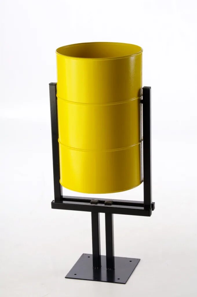 Мусорное ведро желтое на улице. Урна стальная "бета" 40л. Желтая урна. Урна уличная «уралочка бюджет 2». Мусорка желтая на улице.