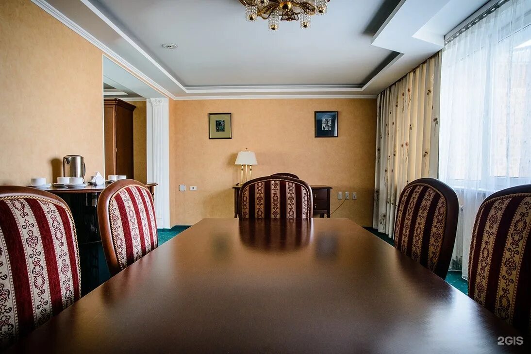 Гостиница калуга в калуге. Гостиница калуга в калуге. Бронирование калуга. Бронирование калуга. Отель калуга 21 век.