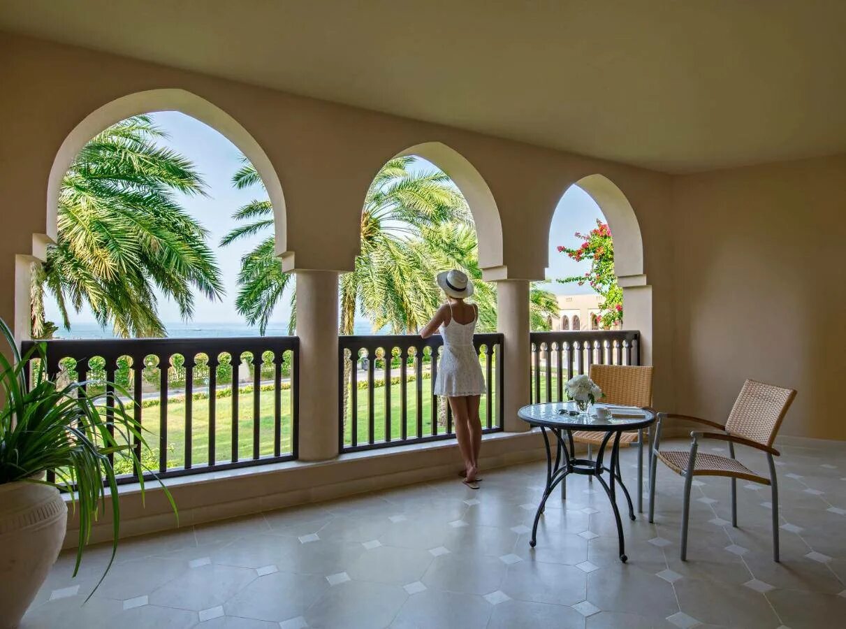 Miramar al aqah beach фуджейра. Отель miramar al aqah beach resort. иберотель мирамар аль ака бич резорт. iberotel miramar фуджейра. miramar fujairah 5.