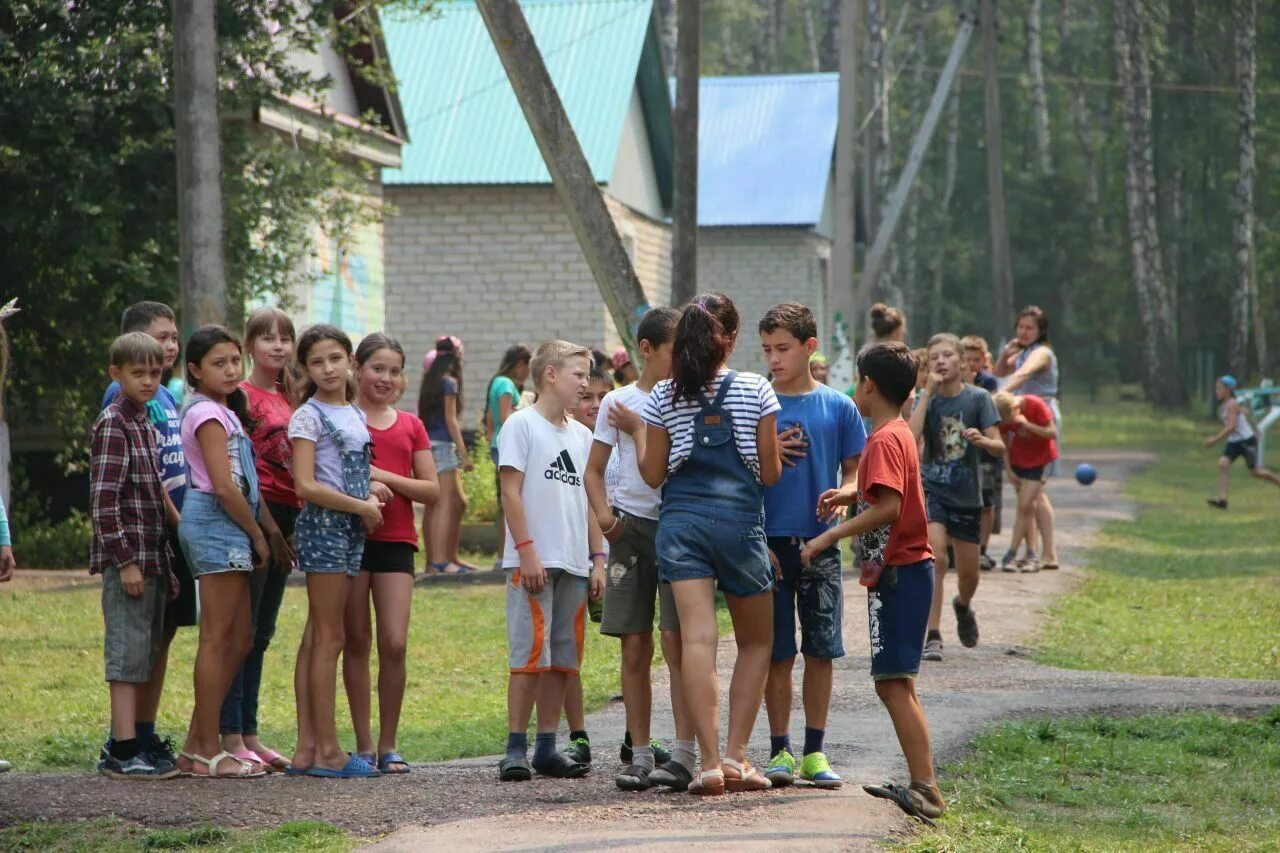 Лучшие лагеря башкирии. Оздоровительный лагерь в башкирии. башкирия лагерь орленок. башкирия лагерь оздоровления.