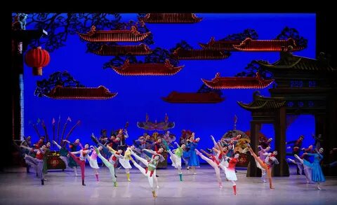 الباليه الصيني يفتتح "مهرجان أبوظبي" انتصاراً للإنسان خارج الفروق...