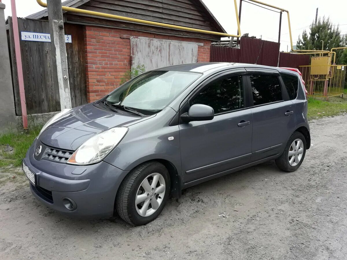 Nissan note 2008 год. Nissan Note 2008. Ниссан ноут 2008 года. Ниссан ноут 2008 1.6. Nissan Note Nismo 2008.