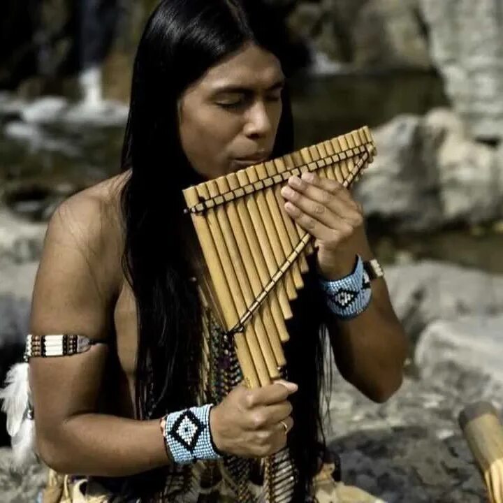 Лео Рохас. Музыкант Leo Rojas. Лео Рохас Перуанская флейта. Музыкант индеец Лео Рохас.