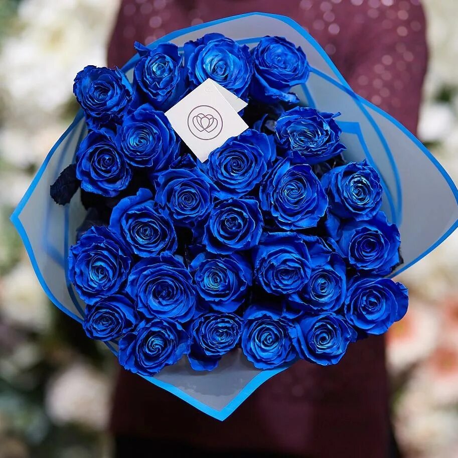 Синяя 25. Голубые розы букет. Букет синих роз. Букет из синих роз. Букет из голубых роз.