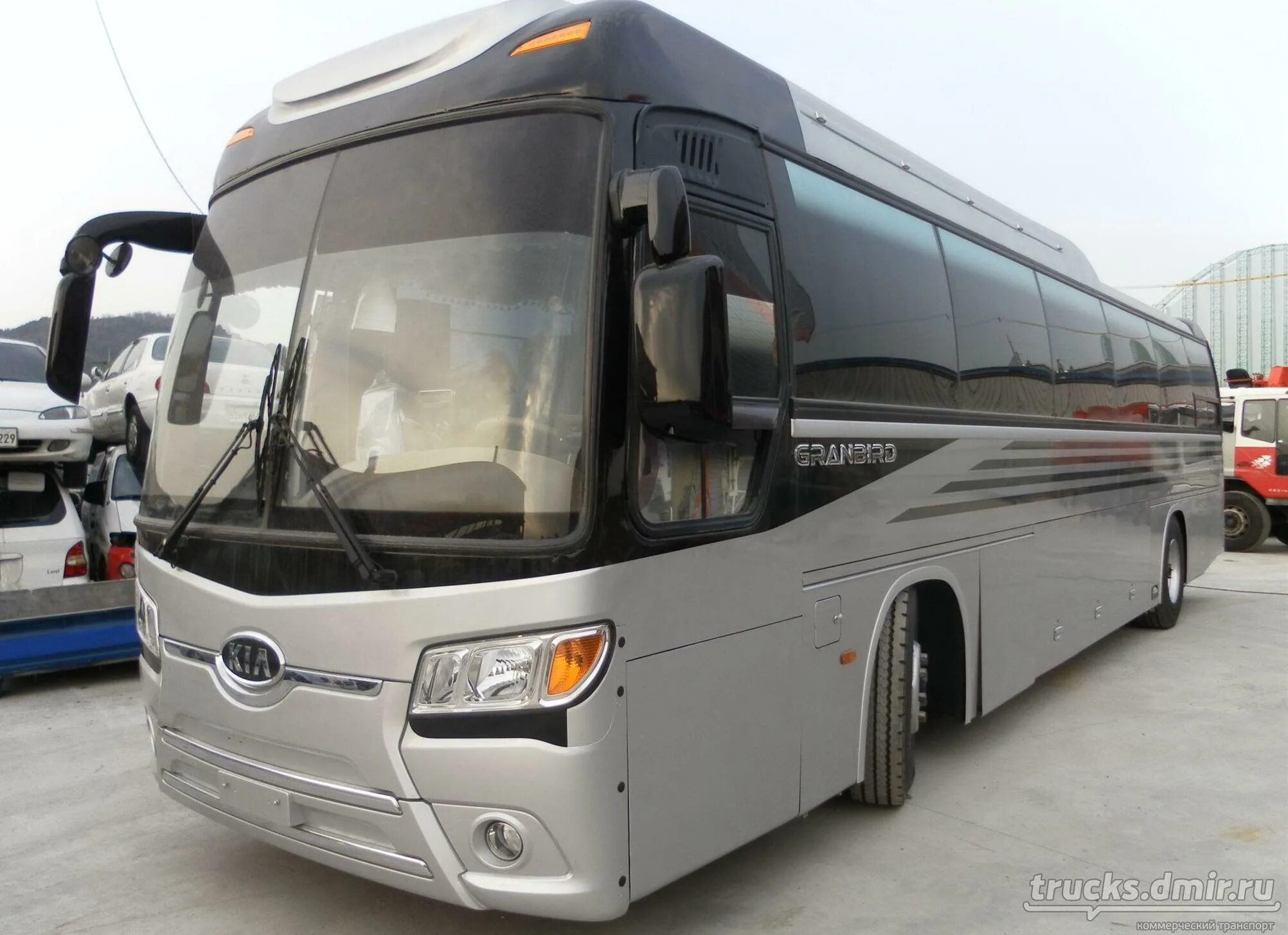 Автобус час аренда. Kia granbird 45. киа грандберд автобус. киа грандберд 45 мест. kia granbird 2010.