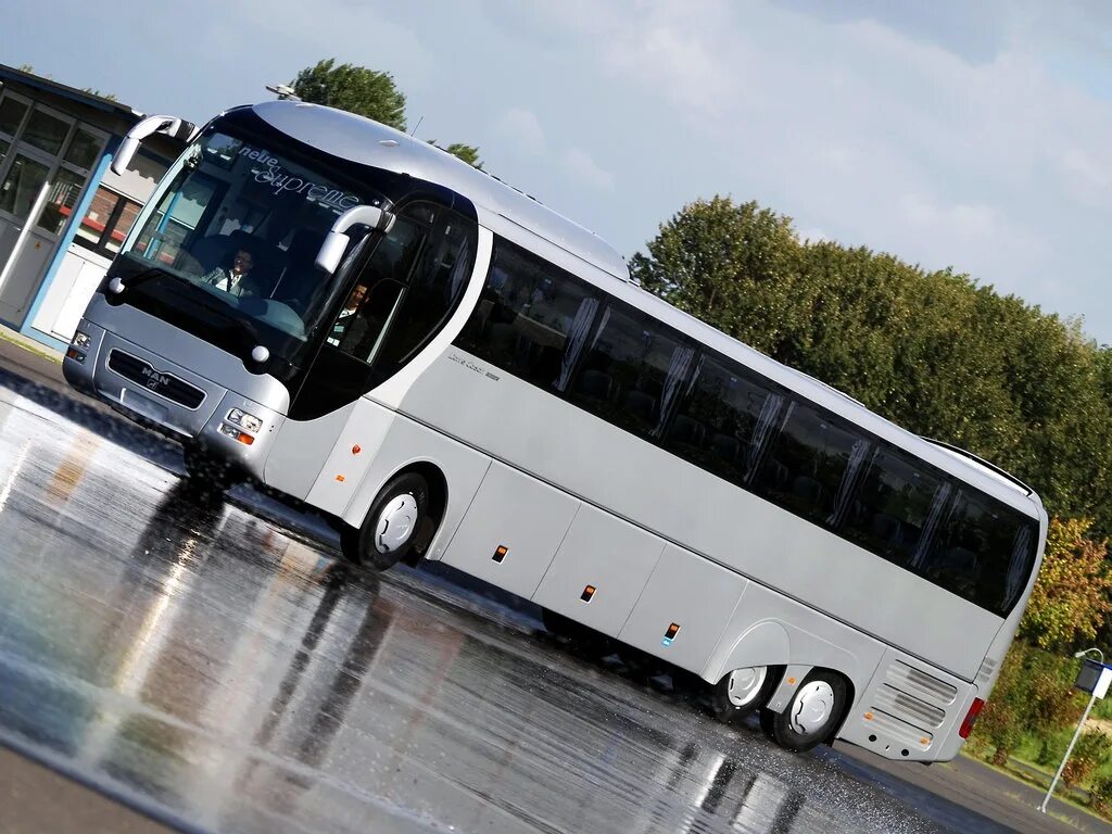 Автобус. Пассажирский автобус. Марки автобусов. Красивый автобус. Межгород ульяновск