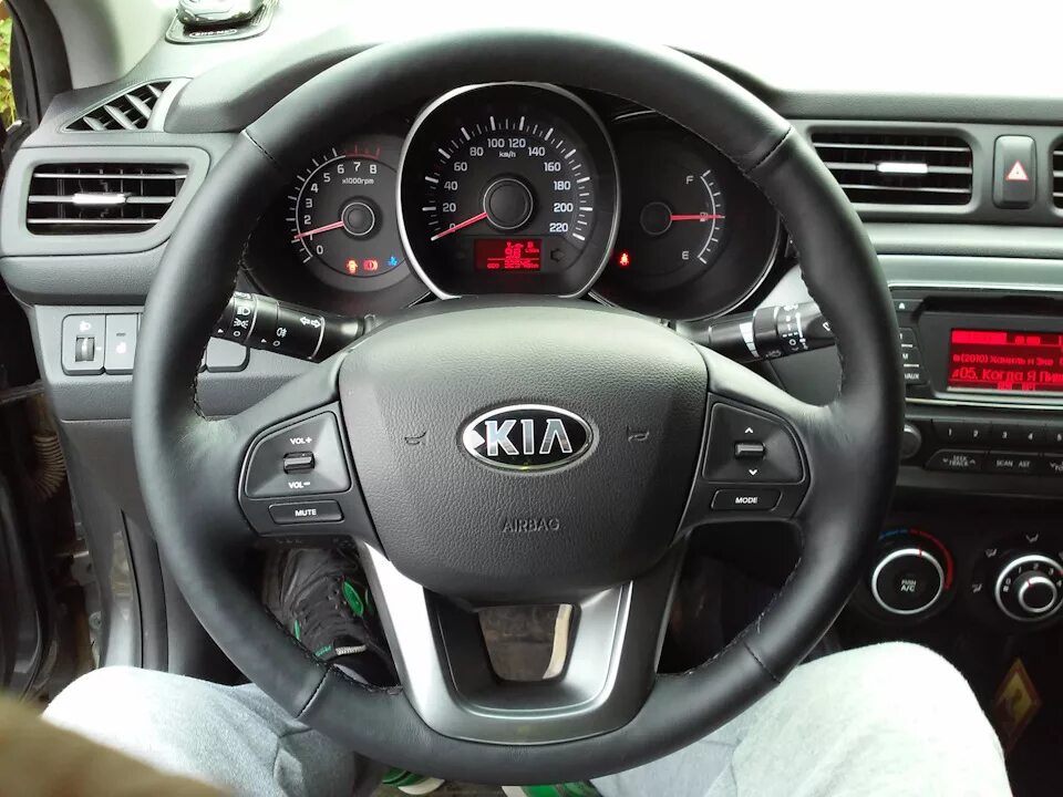 Как снять руль киа рио Кожа на руль KIA Rio (3G), 1,6 л, 2011 года аксессуары DRIVE2