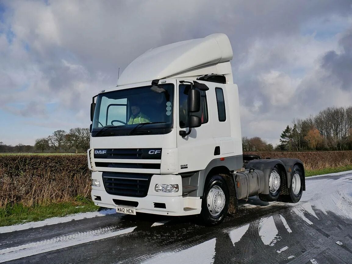 Daf cf. Daf cf 85.460. daf cf85. daf trucks cf85. daf 85cf 6х4.