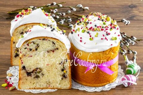 Кулич с белым шоколадом и фисташковым кремом