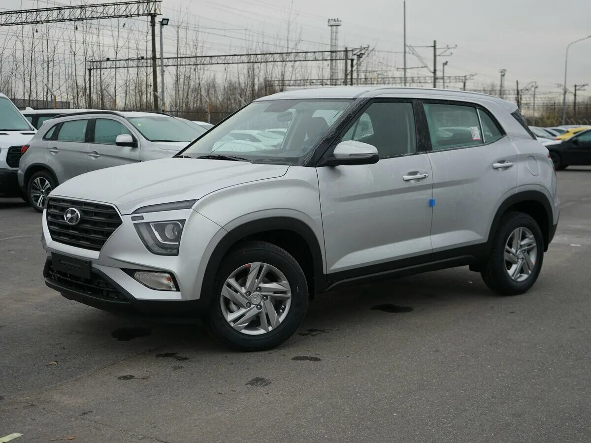 Creta 2022. Кроссовер hyundai creta 2021. Хендай лайфстайл 2021. Шкода крета 2021. Солярис 2021.