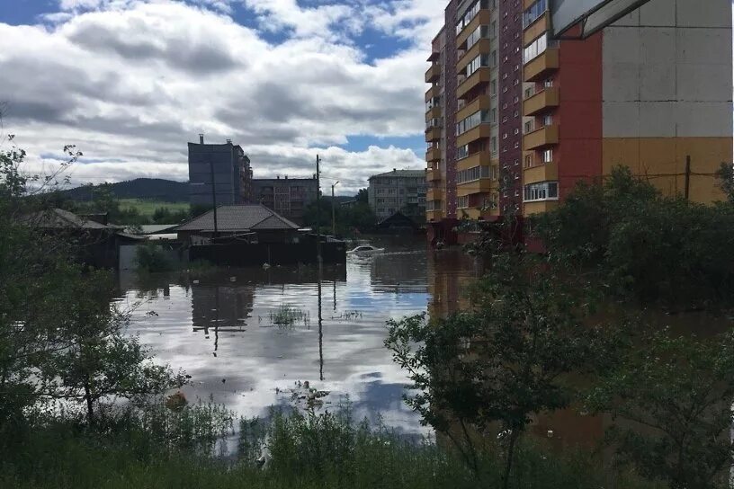 Город чита остров. Чита река в городе. Чита остров. Большой остров чита. Красивые места в чите.