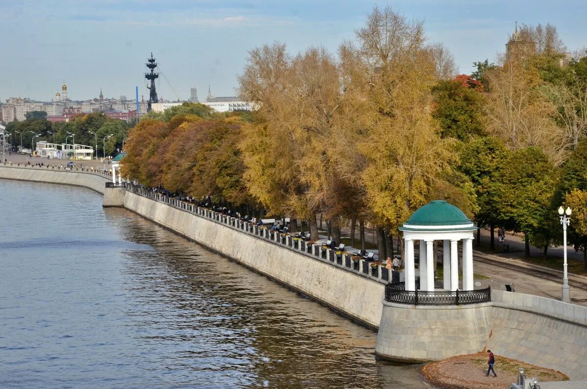 Парк горького прогулка. Парк культуры Горького Москва. Центральный парк культуры и отдыха имени Максима Горького Москва. Парк Горького Якиманка. Парк Горького Москва прогулки.