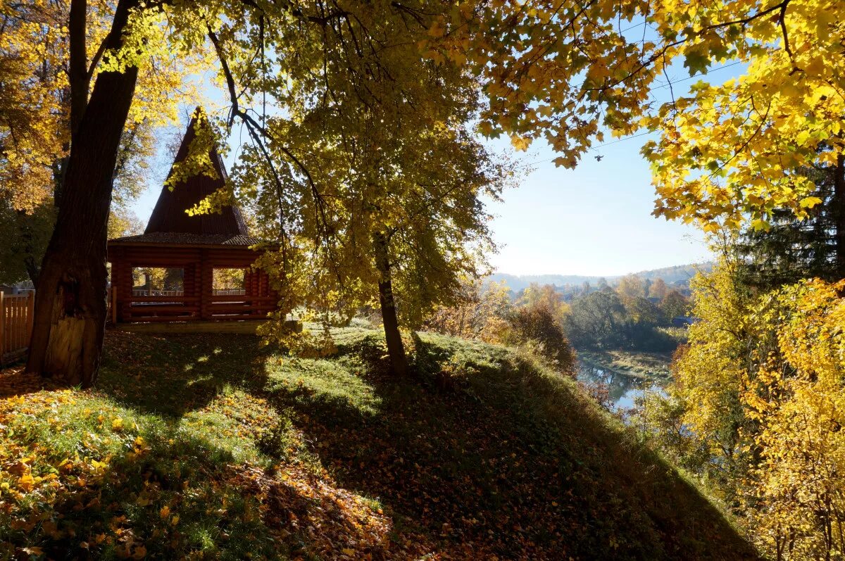 Руза городище. Руза центральный парк. Кремль крепость городок руза. Руза городище. Парк городище руза.