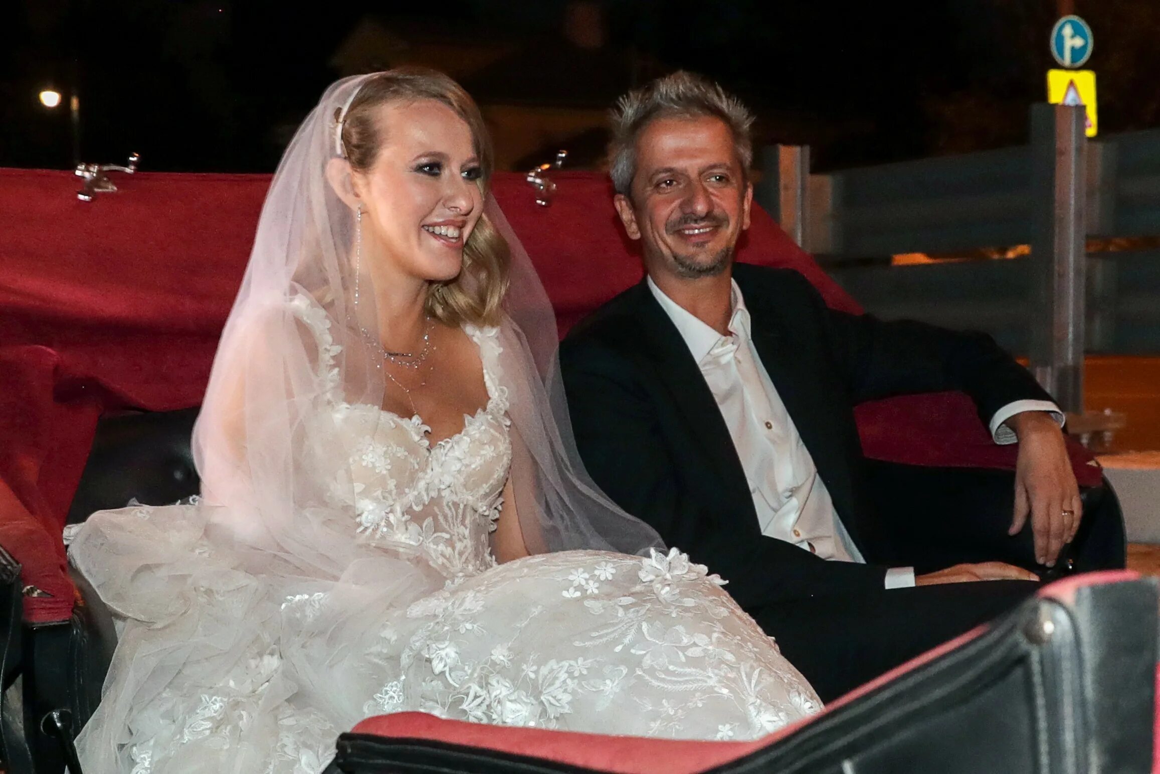 собчак ксения с мужем фото. как фамилия мужа ксении собчак. как фамилия мужа ксении собчак. муж ксении собчак константин богомолов. как фамилия мужа ксении собчак.