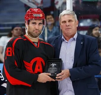 Хоккей автомобилист металлург 15 апреля
