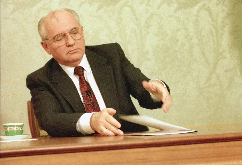 Сколько михаилу горбачеву