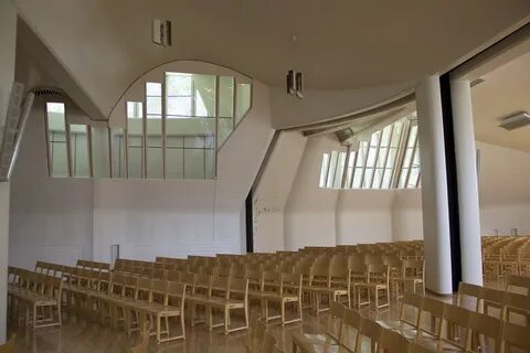 Церковь трех крестов