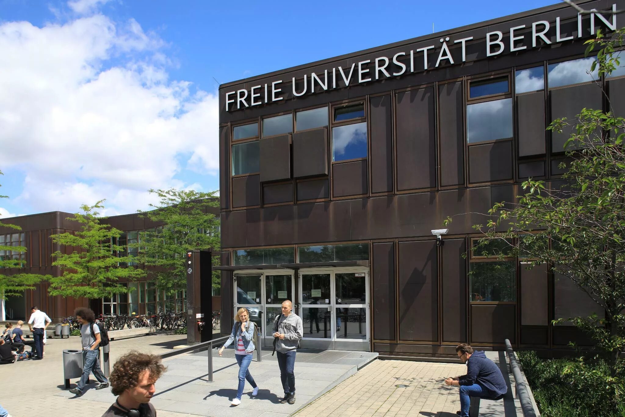 Свободный университет Берлина freie Universität Berlin. Медицинский Факультет Берлинского университета (freie Universität Berlin). Свободный университет Берлин 1948.