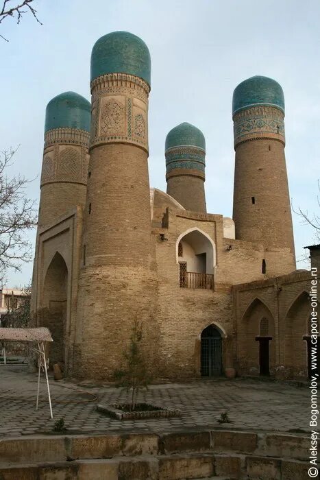 мечеть чор минор, бухара. старое медресе в бухаре. минор бухара. чарминар бухара. медресе чор минор в бухаре.