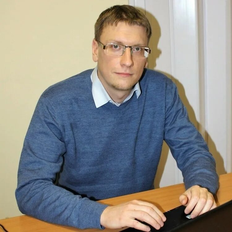 Язык сапожников. Сапожник книжка. Профессия обувщик презентация. Обувщик. Башмачник.