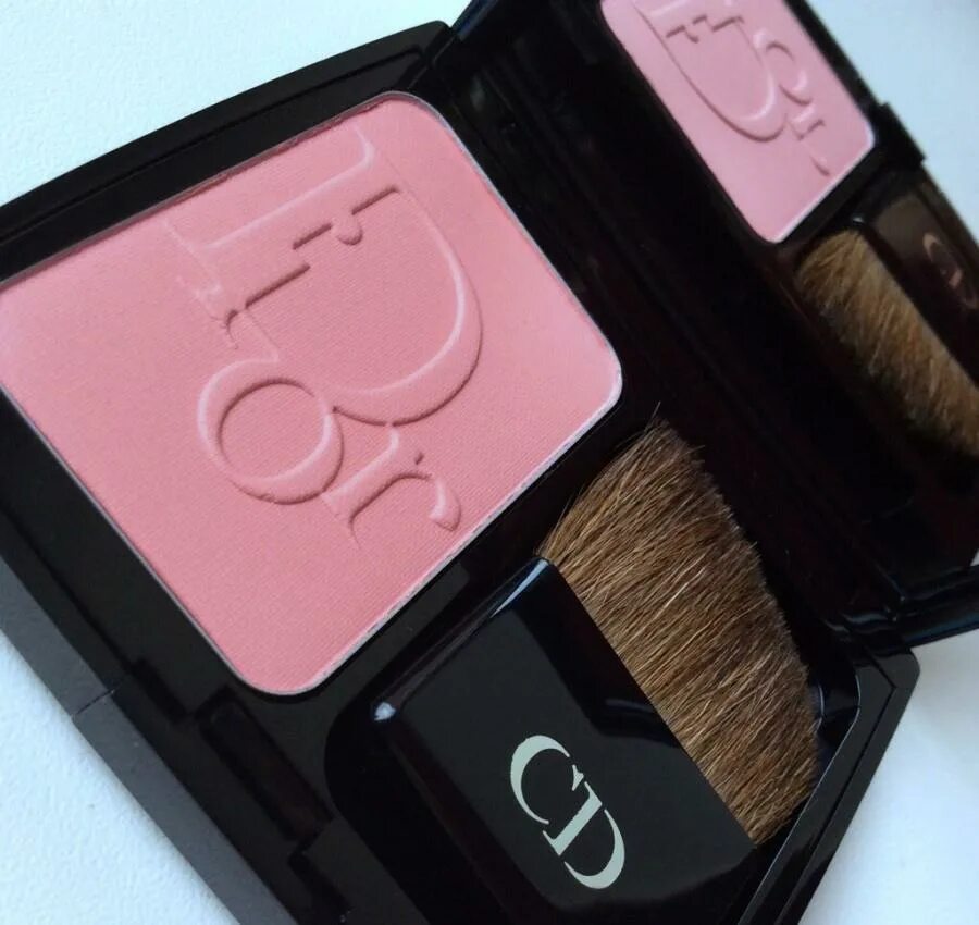 Dior rouge blush 330. Dior rouge blush 250. Румяна dior 459 charnelle. Dior rouge blush 047. Румяна диор rouge blush 330.