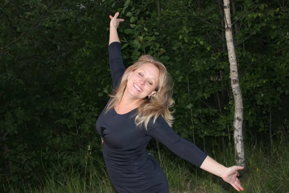 Женщины пятигорска за 40. Одинокие девушки петрозаводск. Женщины петрозаводска. Взрослые женщины из петрозаводска. Женщины 55 лет в петрозаводске.